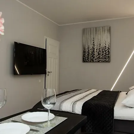 Novel Mini Apartment Warsaw Exterior photo