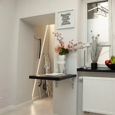 Novel Mini Apartment Warsaw Exterior photo