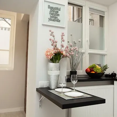 Novel Mini Apartment Warsaw Exterior photo